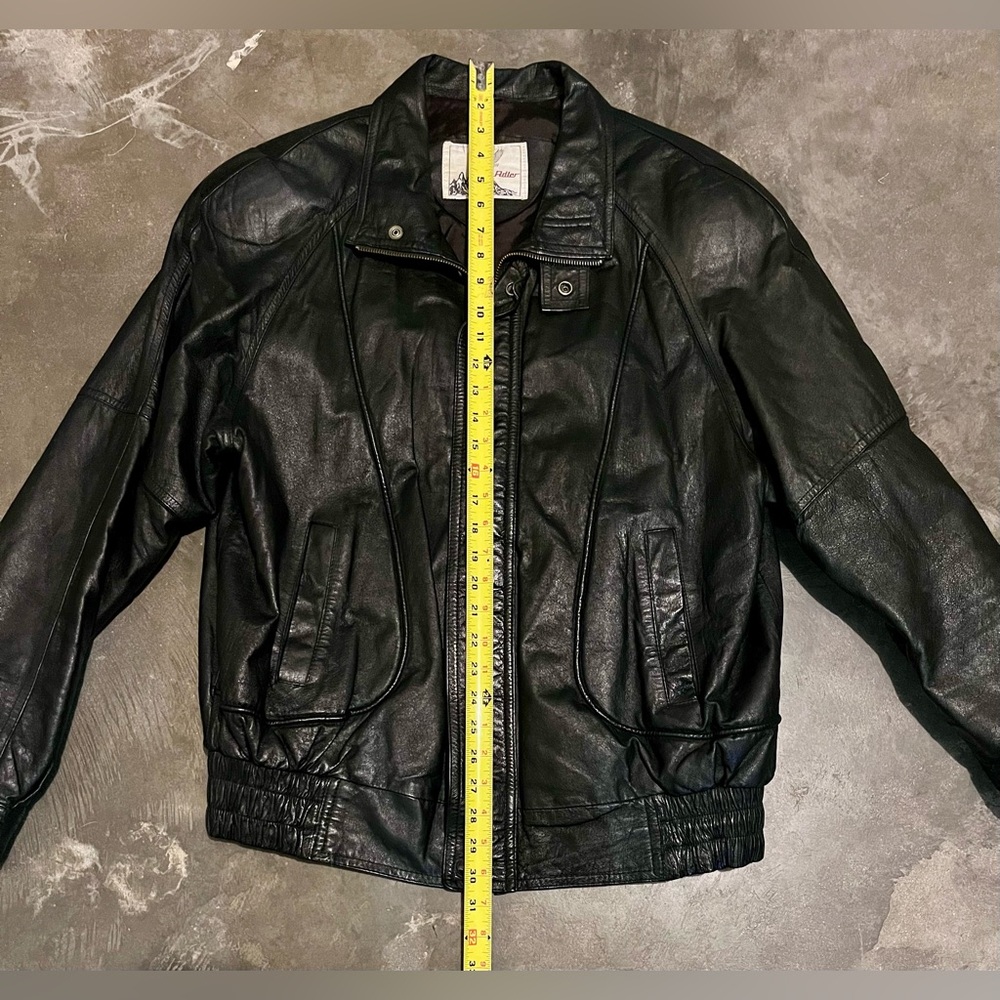 Men's Black Leather Bomber Jacket - Picture 7 of 8